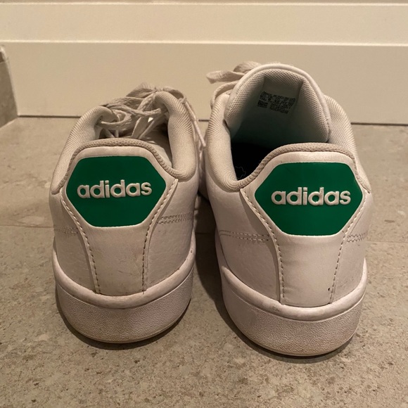 Adidas White Sneakers Women 10/Men 8.5 - Picture 2 of 4